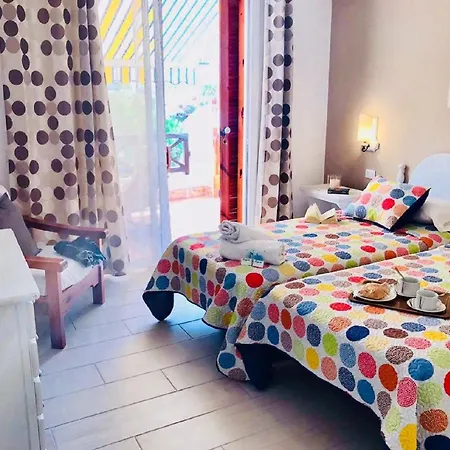 Ferienwohnung Fur 4 Personen Ca 60 Qm In Playa De Americas, Teneriffa Playa De Americas Und Cristianos Apartment *