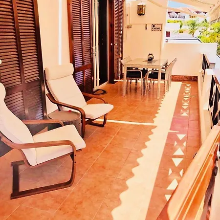Ferienwohnung Fur 4 Personen Ca 60 Qm In Playa De Americas, Teneriffa Playa De Americas Und Cristianos Playa de las Americas (Tenerife)